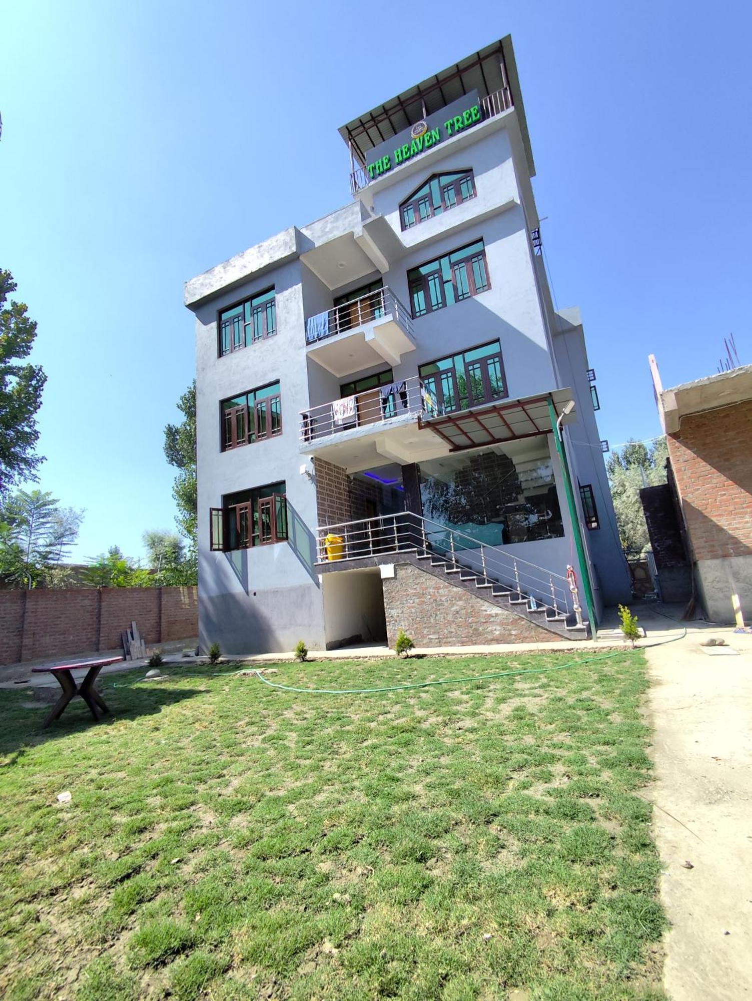Hotel The Heaven Tree Srīnagar Exterior foto